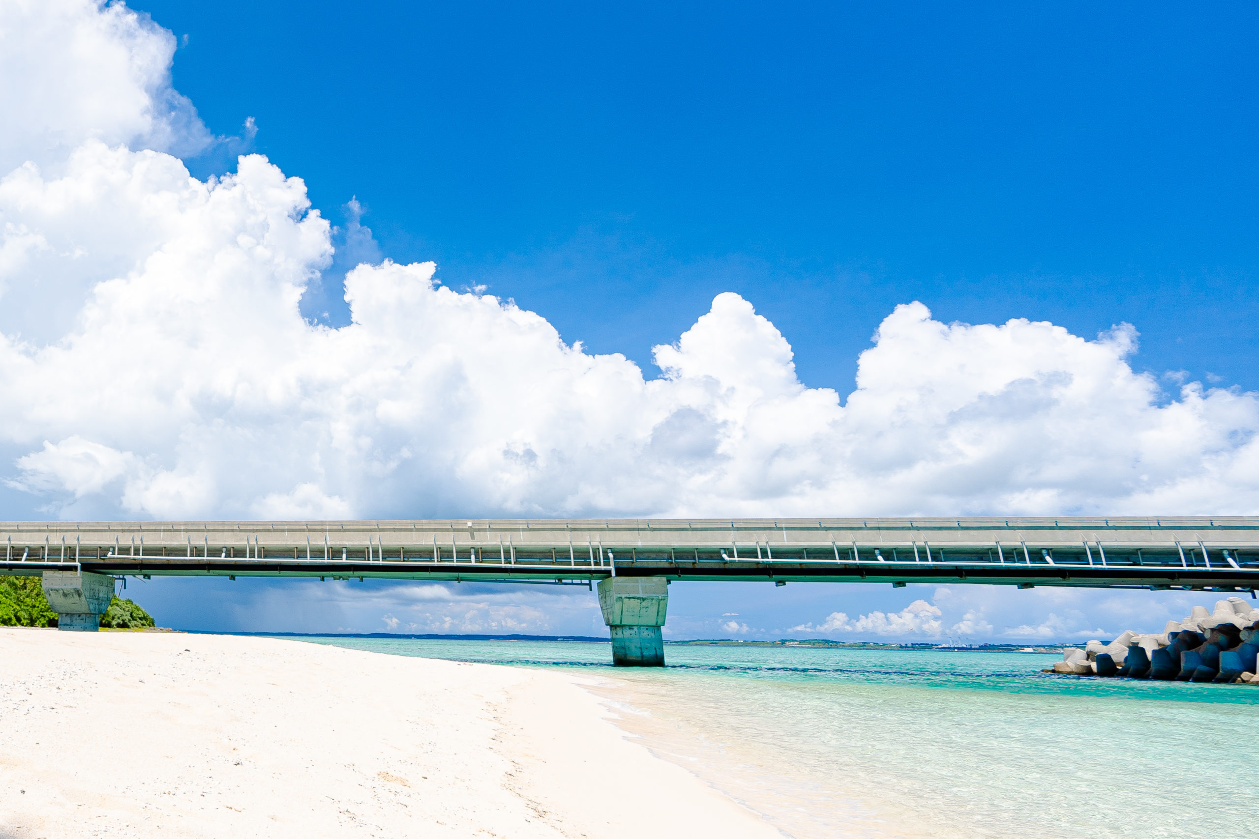 【沖縄旅行】何故そこには人がいない！？宮古島の絶景穴場ビーチをご紹介！！
