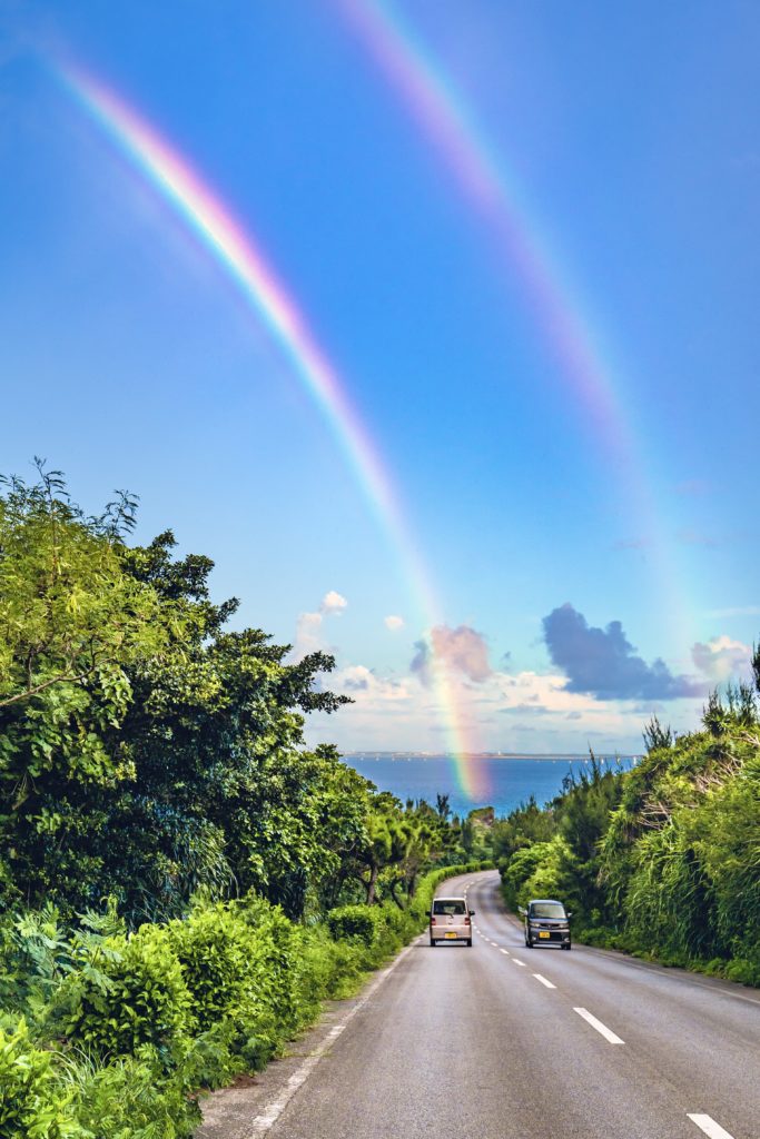 伊良部島・雨が過ぎ去った後に出現した虹
