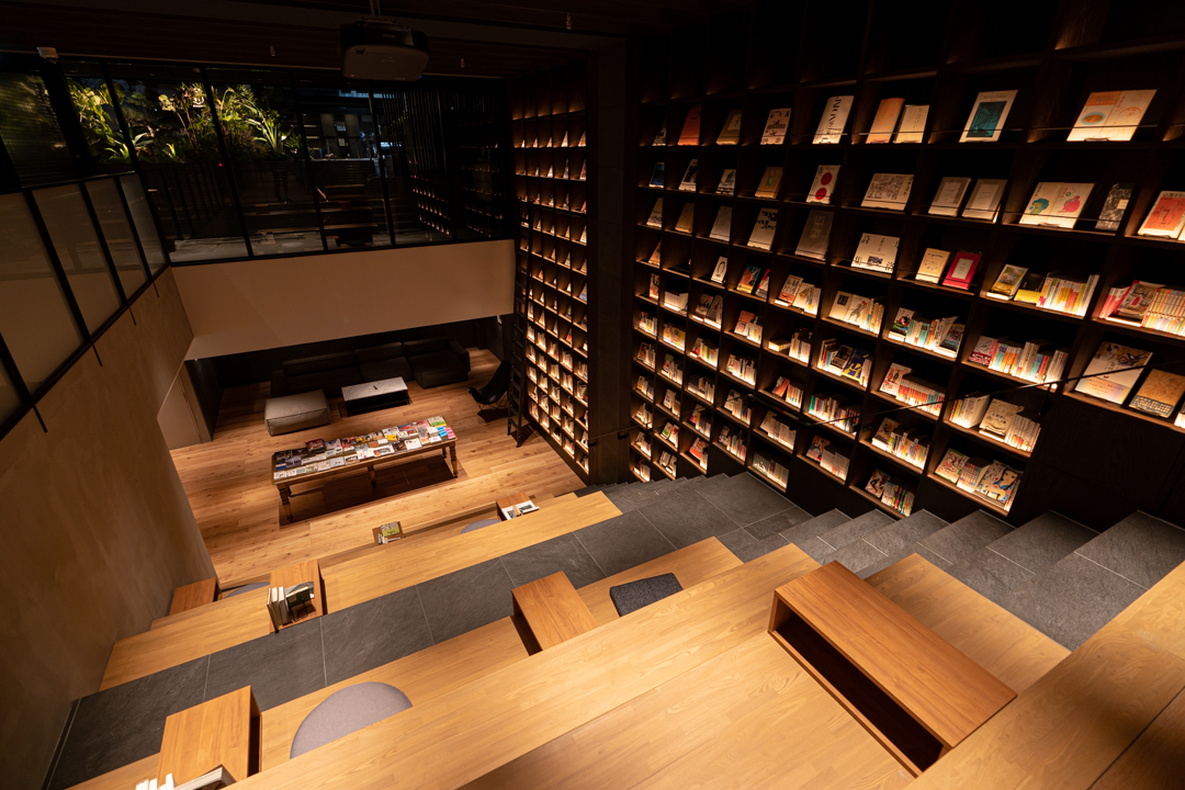 デザインが広げる滞在の可能性。京都にある図書館のようなホテル「TUNE STAY KYOTO」