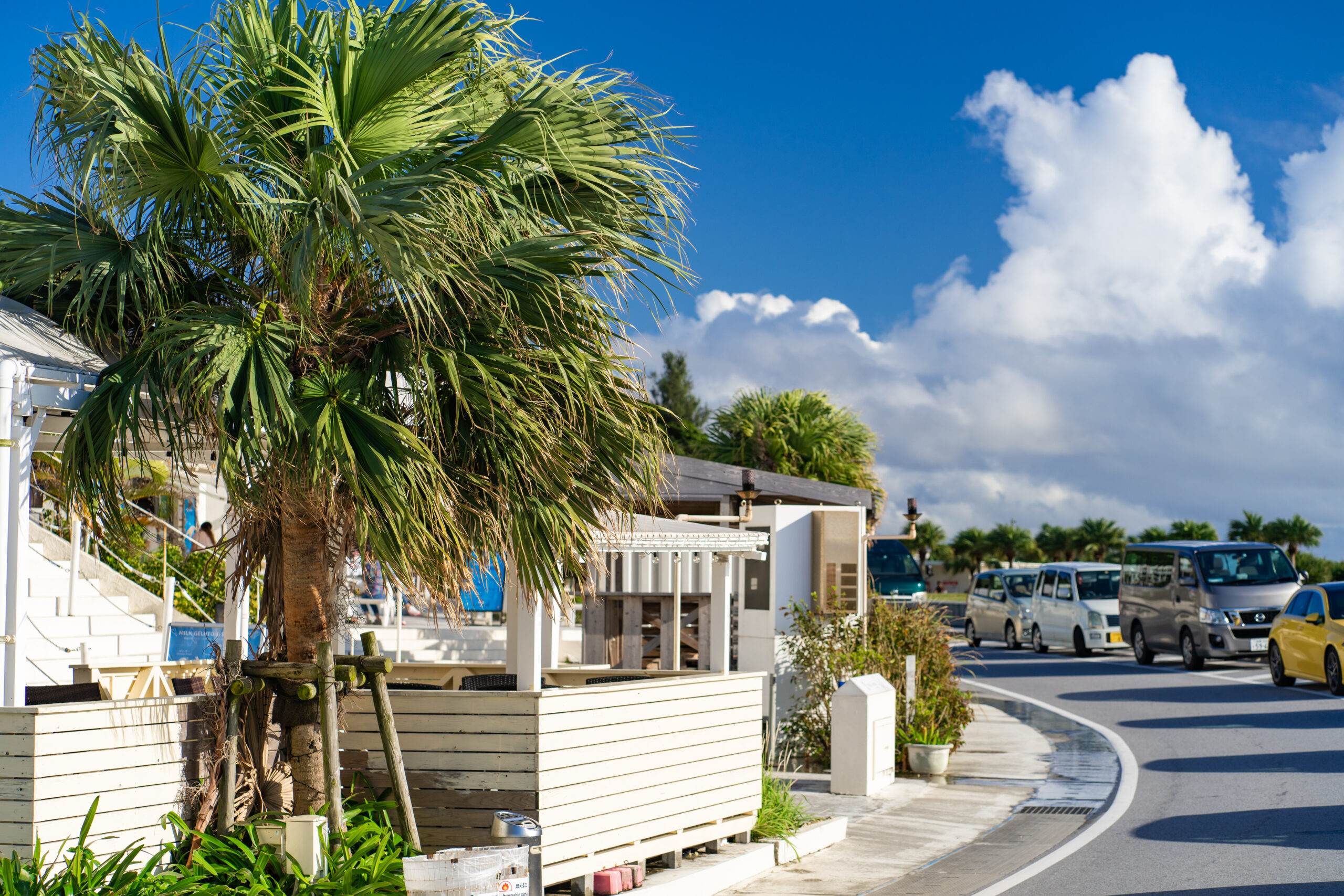 【沖縄】人気観光スポット瀬長島ウミカジテラスに行こう！おすすめのグルメや駐車場について解説します
